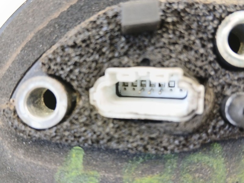 Recambio de retrovisor derecho para fiat punto (199_) 1.2 (199axz1a, 199bxz1a) referencia OEM IAM 735465557  