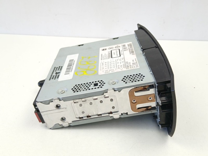 Recambio de radio cd/mp3 para fiat punto (199_) 1.2 (199axz1a, 199bxz1a) referencia OEM IAM 735553921  