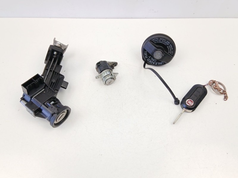 Recambio de conmutador de arranque para fiat punto (199_) 1.2 (199axz1a, 199bxz1a) referencia OEM IAM 50525430  
