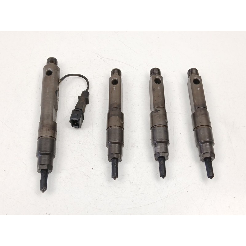 Recambio de inyectores juego para renault laguna i (b56_, 556_) 1.9 dti (b56j) referencia OEM IAM 7700112880 KBEL58P147 77001128
