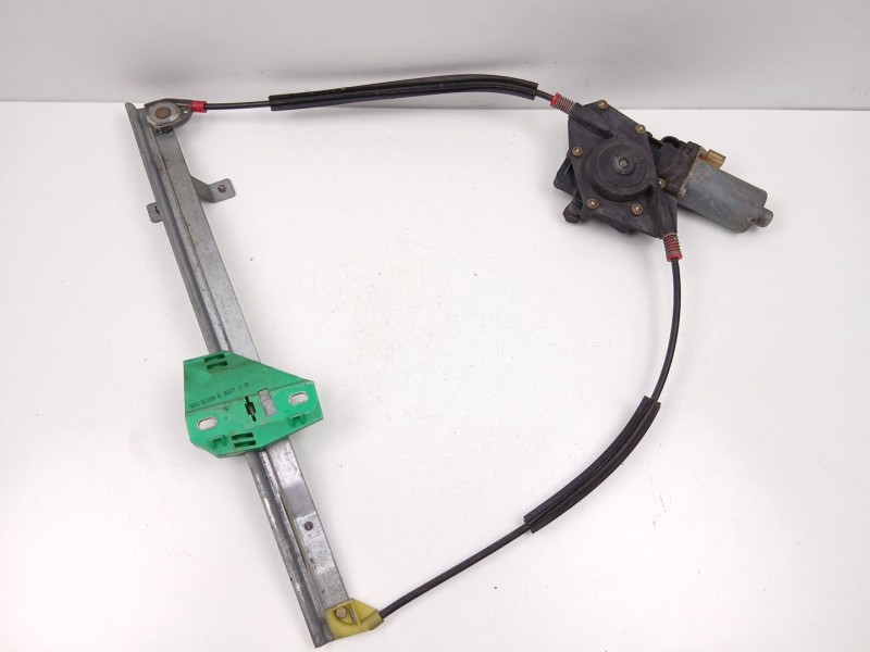 Recambio de elevalunas delantero derecho para ford fiesta iv (ja_, jb_) 1.4 i 16v referencia OEM IAM 96FGB23200BC  