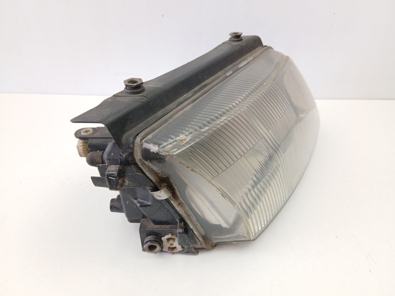 Recambio de faro derecho para volkswagen passat b5 (3b2) 1.9 tdi referencia OEM IAM 3B0941018K  