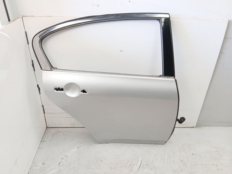 Recambio de puerta trasera derecha para infiniti g sedán 37 referencia OEM IAM H210MJK0MA  