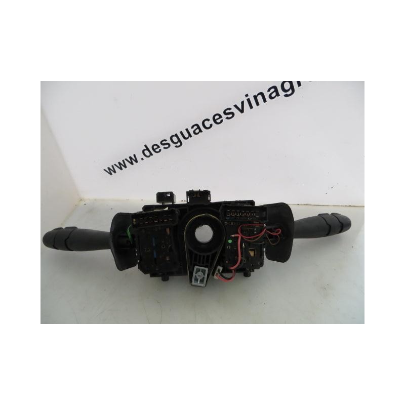 Recambio de mando luces y limpias : renault megane : 1.4 g /k4j c7 (95,2cv) 3p [2001] para renault megane 1.4 g /k4j c7 referenc