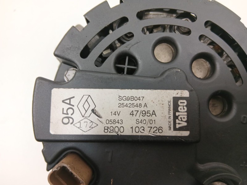 Recambio de alternador para renault megane i classic (la0) referencia OEM IAM 8200103726 SG9B047 