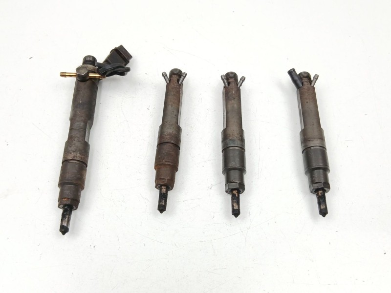 Recambio de inyectores juego para volkswagen passat b5 (3b2) 1.9 tdi referencia OEM IAM 028130201T  028130201S