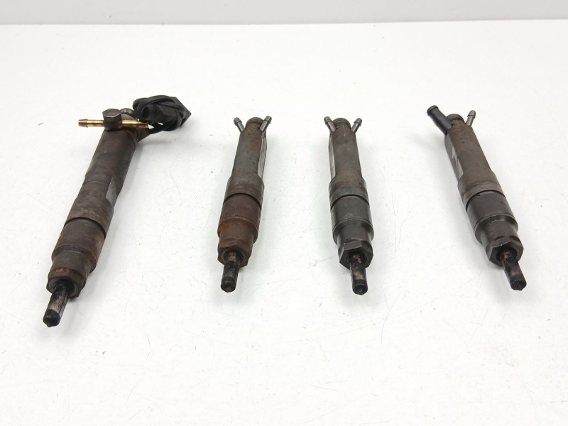 Recambio de inyectores juego para volkswagen passat b5 (3b2) 1.9 tdi referencia OEM IAM 028130201T  028130201S