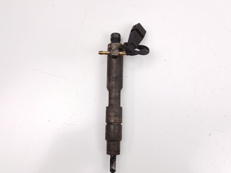 Recambio de inyectores juego para volkswagen passat b5 (3b2) 1.9 tdi referencia OEM IAM 028130201T  028130201S