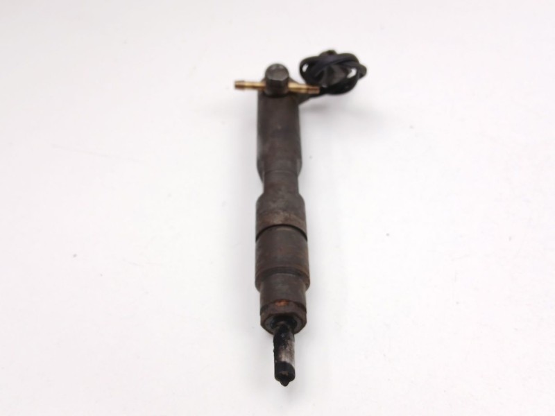 Recambio de inyectores juego para volkswagen passat b5 (3b2) 1.9 tdi referencia OEM IAM 028130201T  028130201S