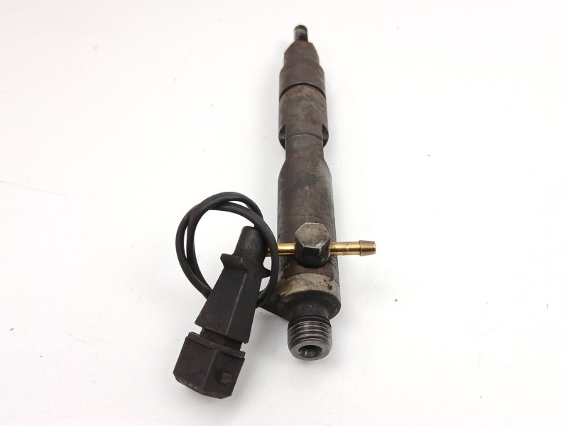Recambio de inyectores juego para volkswagen passat b5 (3b2) 1.9 tdi referencia OEM IAM 028130201T  028130201S