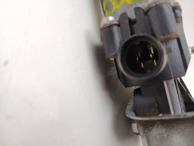 Recambio de elevalunas delantero derecho para nissan interstar autobús (x70) dci 100 referencia OEM IAM 8200467967  