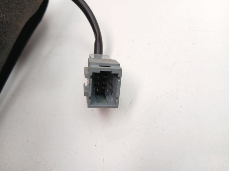 Recambio de retrovisor izquierdo para nissan interstar autobús (x70) dci 100 referencia OEM IAM 7700352187  