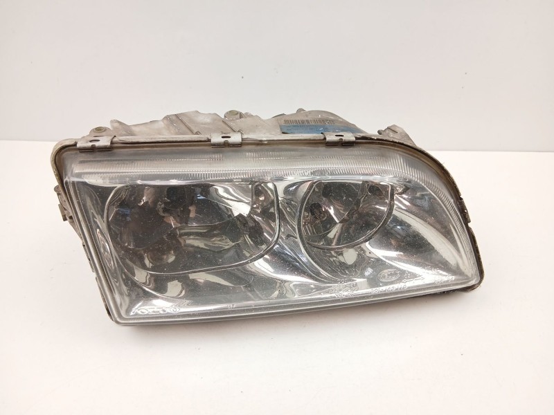 Recambio de faro derecho para volvo s40 berlina 1.6 cat referencia OEM IAM 30899683 1AG00786134 