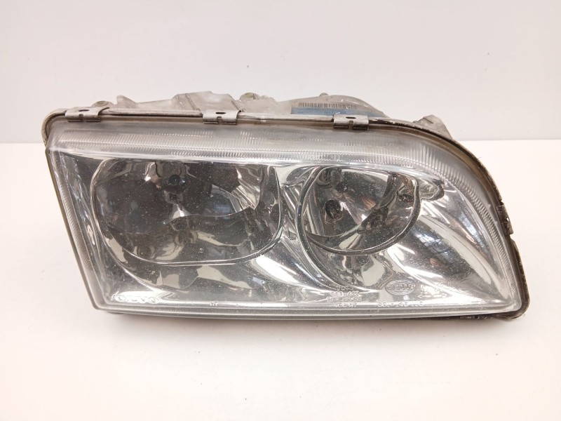 Recambio de faro derecho para volvo s40 berlina 1.6 cat referencia OEM IAM 30899683 1AG00786134 