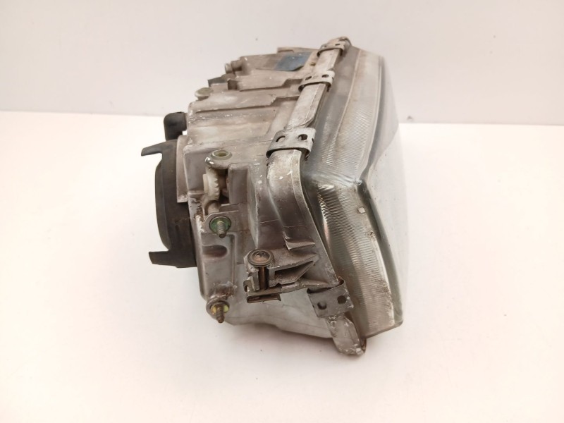 Recambio de faro derecho para volvo s40 berlina 1.6 cat referencia OEM IAM 30899683 1AG00786134 