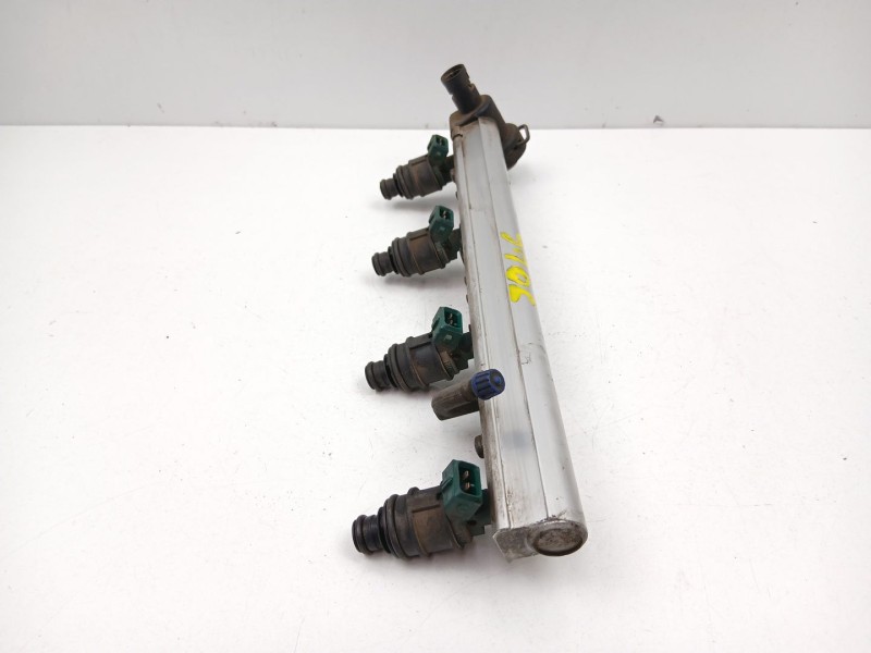 Recambio de inyectores juego para volvo s40 berlina 2.0 16v referencia OEM IAM 9454710  