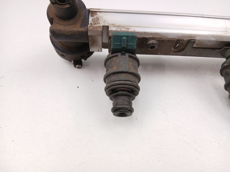 Recambio de inyectores juego para volvo s40 berlina 2.0 16v referencia OEM IAM 9454710  