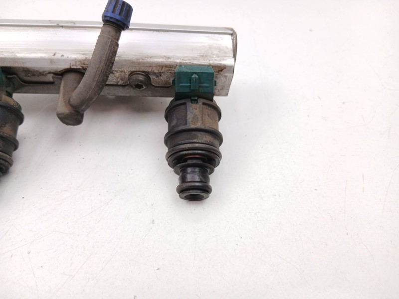 Recambio de inyectores juego para volvo s40 berlina 2.0 16v referencia OEM IAM 9454710  