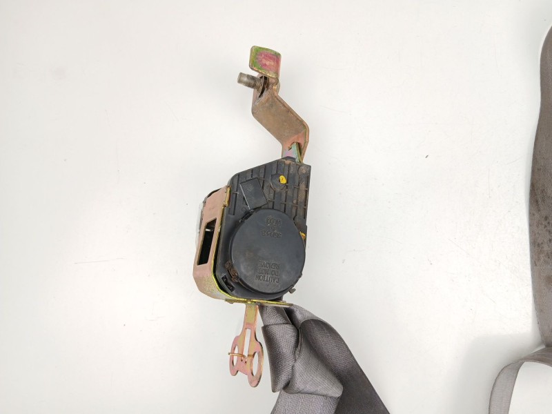 Recambio de cinturon seguridad delantero derecho para ford explorer 4.0 g referencia OEM IAM 3735763  