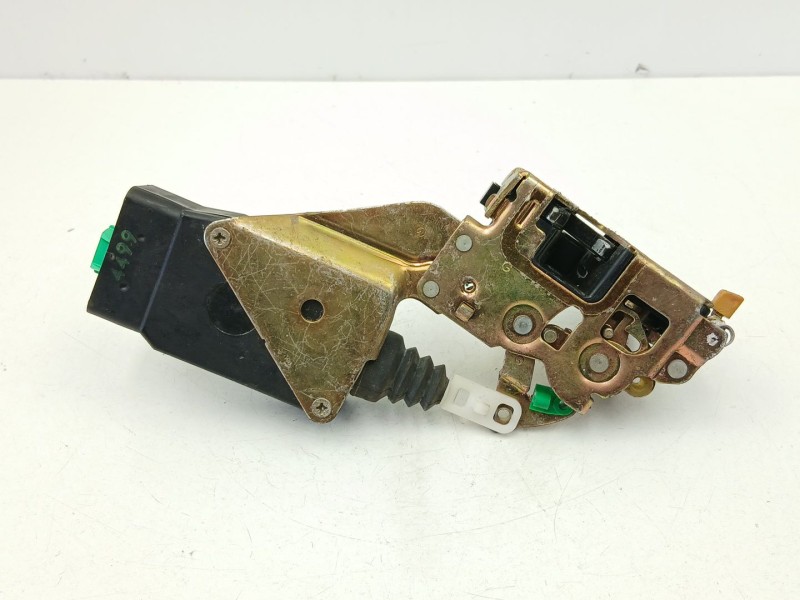 Recambio de cerradura puerta trasera izquierda para volvo s40 i (644) 1.9 di referencia OEM IAM 30850806  