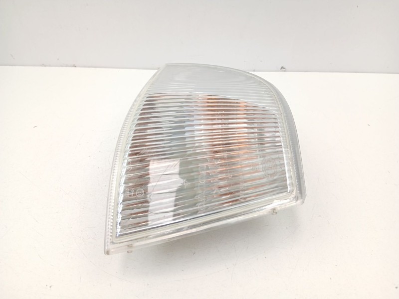 Recambio de piloto delantero derecho para volvo s40 2.0 g referencia OEM IAM 30806987  