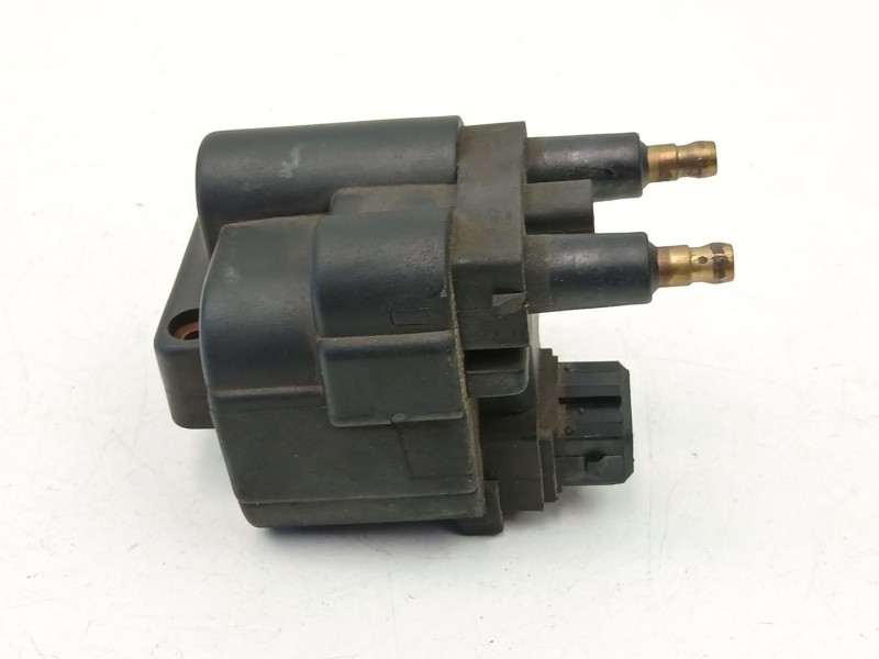 Recambio de bobina para volvo s40 1.9 g referencia OEM IAM 7700850999  