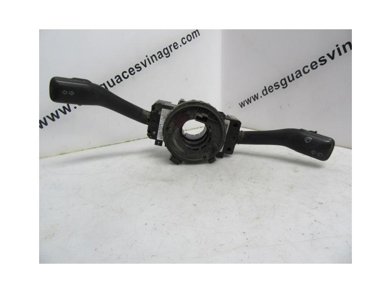 Recambio de mando luces y limpias : audi a3 : 1.9 tdi -asz (130,56cv) 3p [2001] para audi a3 1.9 tdi -asz referencia OEM IAM   