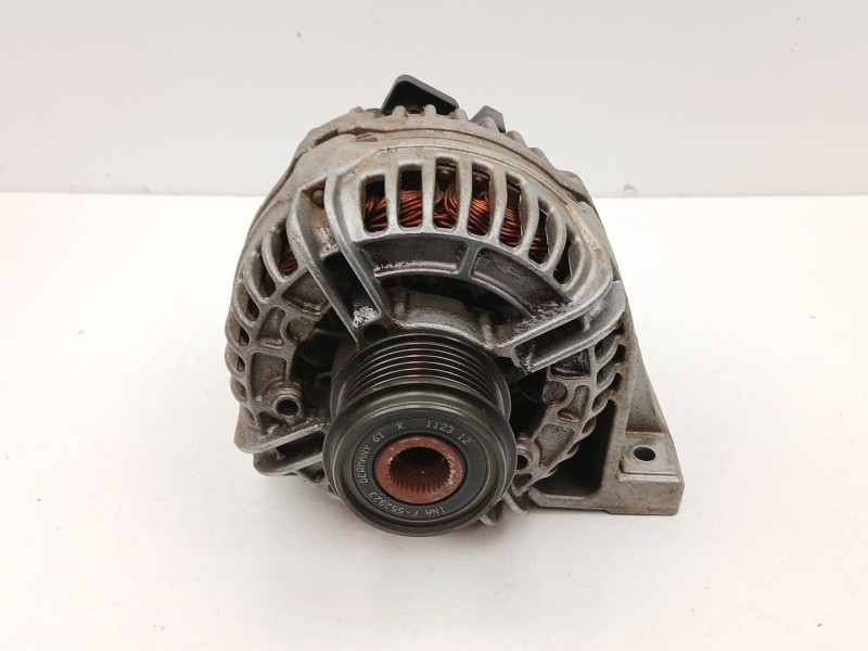 Recambio de alternador para volvo s40 2.0 g referencia OEM IAM 36050282 0124515019 