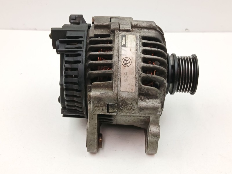 Recambio de alternador para volkswagen golf iii (1h1) 1.9 td, gtd referencia OEM IAM 037903023G  