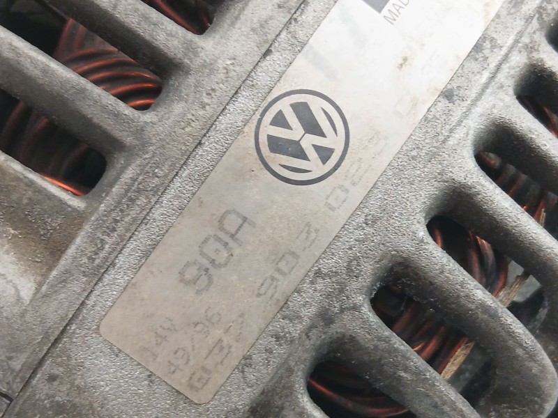 Recambio de alternador para volkswagen golf iii (1h1) 1.9 td, gtd referencia OEM IAM 037903023G  