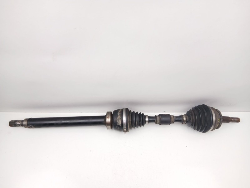 Recambio de transmision delantera derecha para volvo s40 2.0 g referencia OEM IAM 8251530  