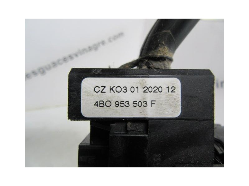 Recambio de mando luces y limpias : audi a3 : 1.9 tdi -asz (130,56cv) 3p [2001] para audi a3 1.9 tdi -asz referencia OEM IAM   