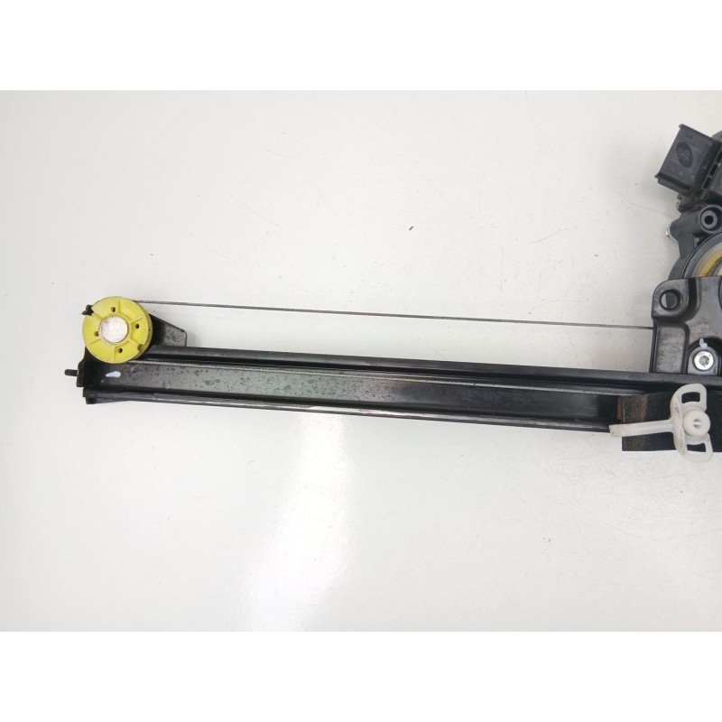 Recambio de elevalunas delantero izquierdo para citroën jumper ii furgoneta 2.2 hdi 110 referencia OEM IAM 1368922080  