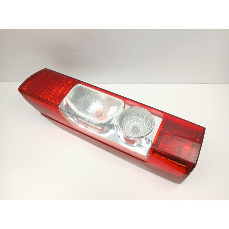 Recambio de piloto trasero izquierdo para citroën jumper ii furgoneta 2.2 hdi 110 referencia OEM IAM 1366452080  