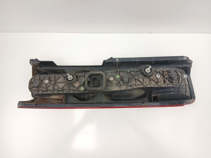 Recambio de piloto trasero izquierdo para citroën jumper ii furgoneta 2.2 hdi 110 referencia OEM IAM 1366452080  