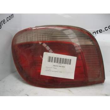 PILOTO TRASERO IZQUIERDO BLANCO Y ROJO  OEM BLANCO Y ROJO