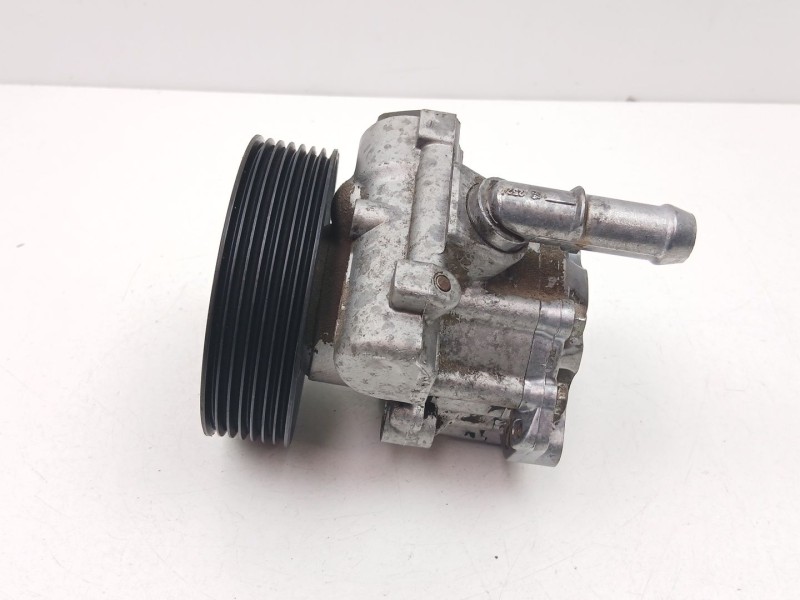 Recambio de bomba direccion para nissan interstar autobús (x70) dci 100 referencia OEM IAM 8200193992  