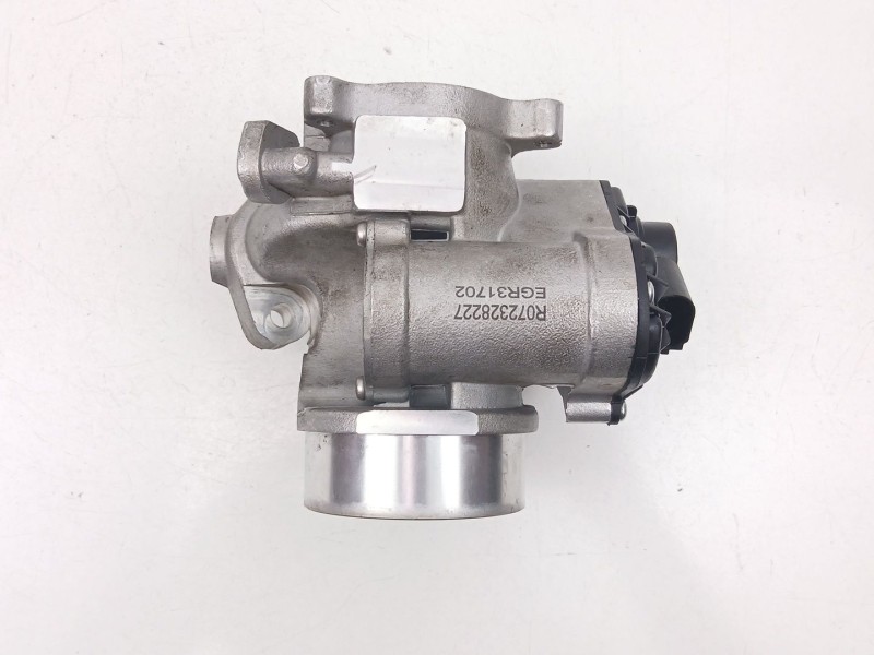 Recambio de valvula egr para nissan interstar autobús (x70) dci 100 referencia OEM IAM 147107644R  