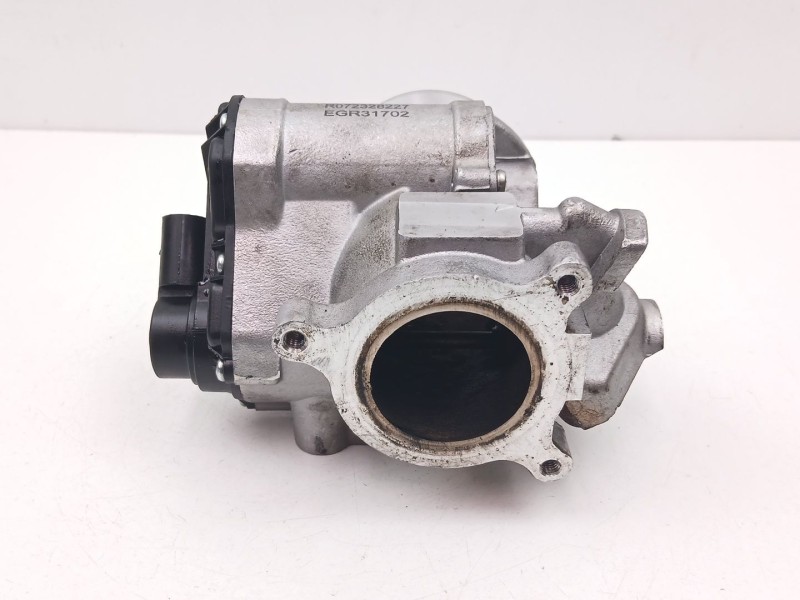 Recambio de valvula egr para nissan interstar autobús (x70) dci 100 referencia OEM IAM 147107644R  