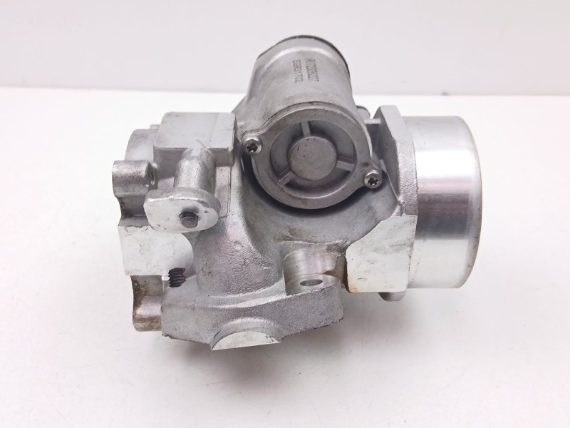 Recambio de valvula egr para nissan interstar autobús (x70) dci 100 referencia OEM IAM 147107644R  