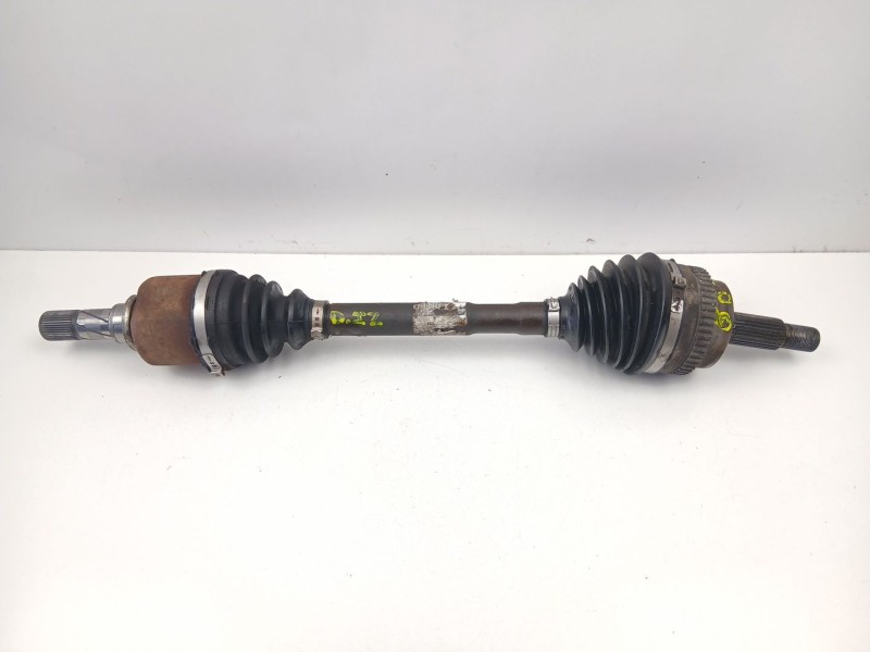 Recambio de transmision delantera izquierda para nissan interstar autobús (x70) dci 100 referencia OEM IAM 8200776533  