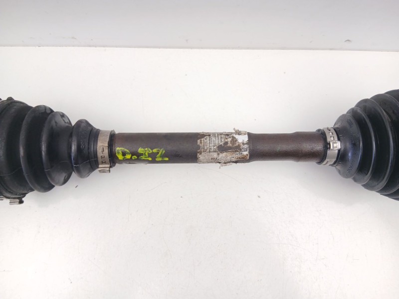 Recambio de transmision delantera izquierda para nissan interstar autobús (x70) dci 100 referencia OEM IAM 8200776533  