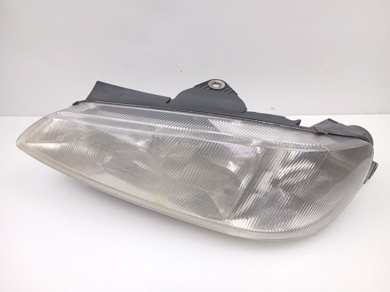 Recambio de faro izquierdo para peugeot 406 (8b) 2.0 hdi 110 referencia OEM IAM 9616251380 0301037021 