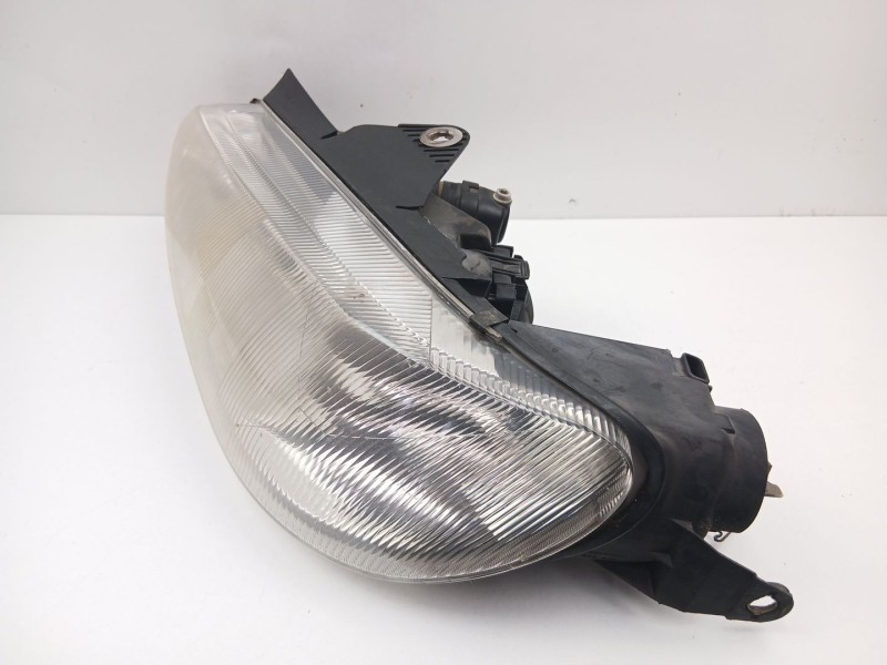 Recambio de faro izquierdo para peugeot 406 (8b) 2.0 hdi 110 referencia OEM IAM 9616251380 0301037021 