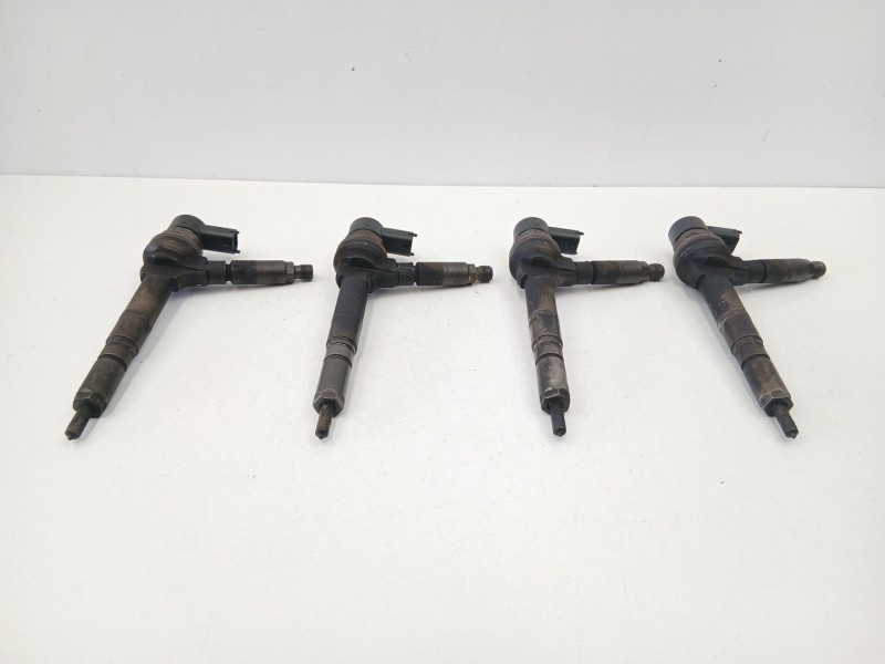 Recambio de inyectores juego para opel astra h (a04) 1.7 cdti (l48) referencia OEM IAM 97363811 0445110174 
