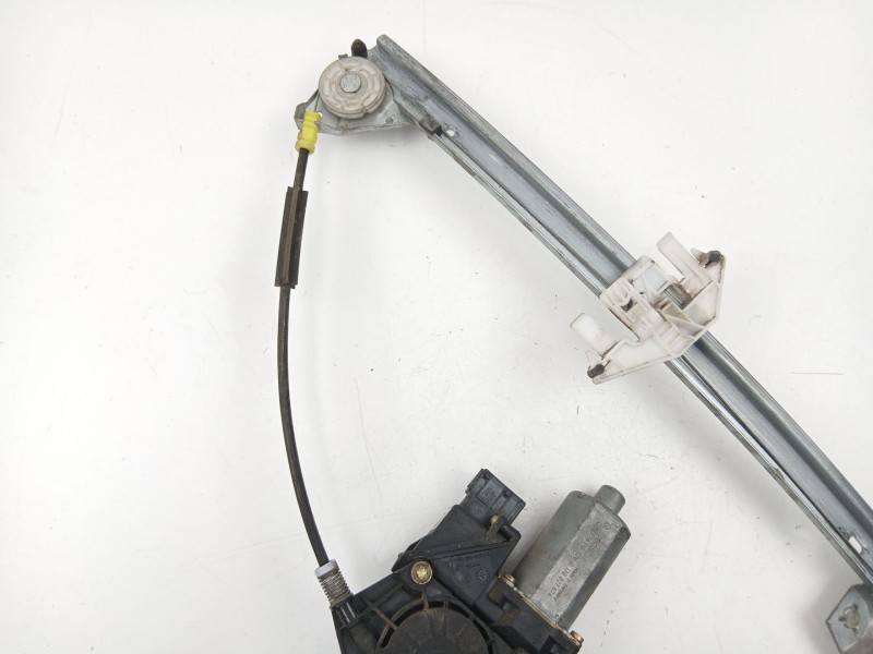 Recambio de elevalunas delantero izquierdo para peugeot 406 (8b) 2.0 hdi 110 referencia OEM IAM 9221F0  