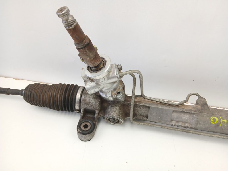 Recambio de cremallera direccion para toyota avensis 2.0 g referencia OEM IAM 4425005081  