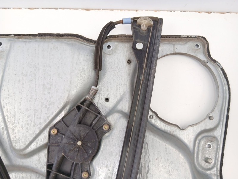 Recambio de elevalunas delantero izquierdo para volkswagen passat b5 (3b2) 1.9 tdi referencia OEM IAM 3B4837755D  