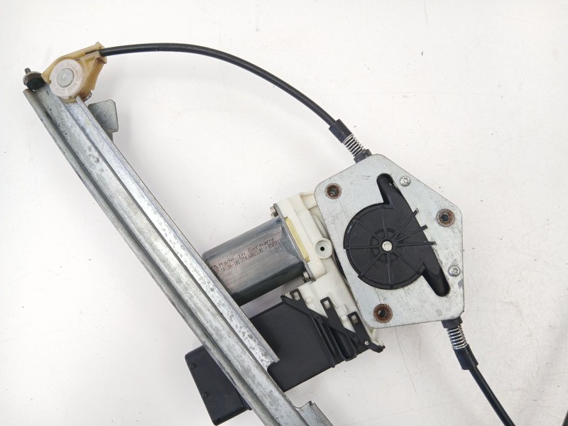 Recambio de elevalunas delantero derecho para volkswagen golf iv (1j1) 1.9 tdi referencia OEM IAM 1J1959802C  