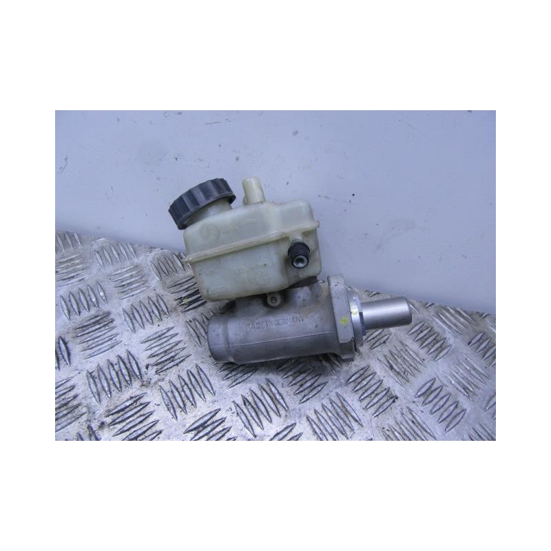 Recambio de bomba de freno : m. benz a 170 : 1.7 td (89,73cv)5p [2001] para m. benz a 170 1.7 td (89,73cv 1.7 td 5p referencia O